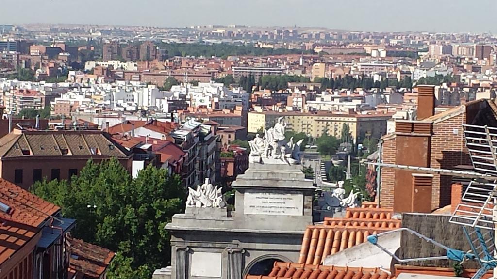 Atico Latina Lejlighed Madrid Eksteriør billede